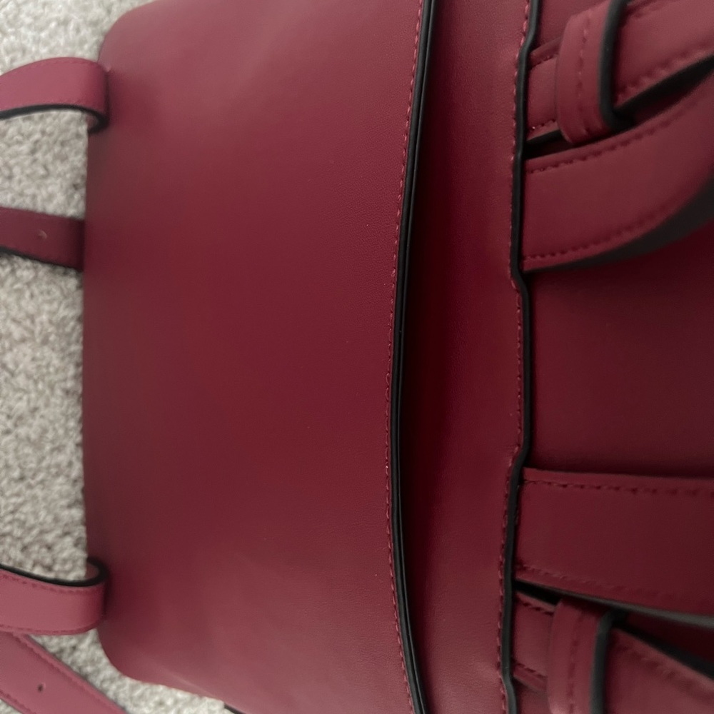 🎉 HP X 2 New with tags Calvin Klein bag pack style bag Red - Picture 7 of 11